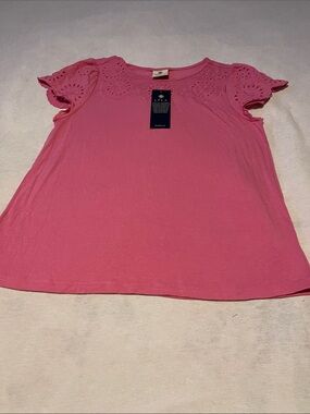 lei Pink Eyelet Sleeve Tee